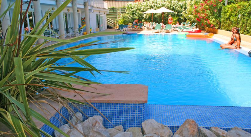 Hotel Bella Mar Cala Ratjada  Eksteriør billede