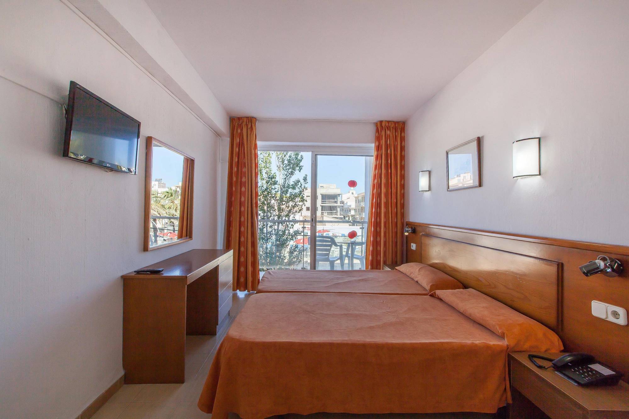 Hotel Bella Mar Cala Ratjada  Eksteriør billede
